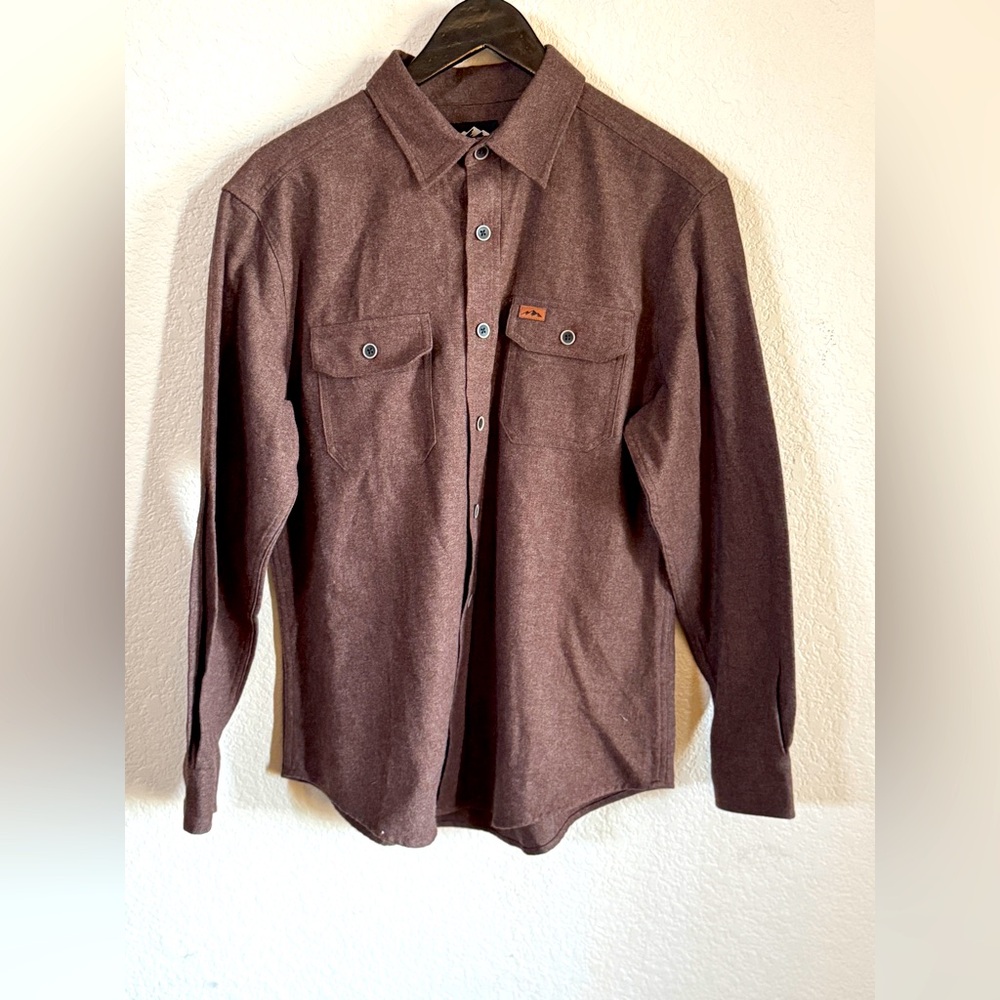 Pacific Outfitters button Down men’s casual wear